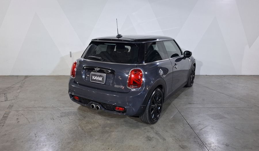 Mini Cooper S 2.0 COOPER CHILI DCT Hatchback 2021