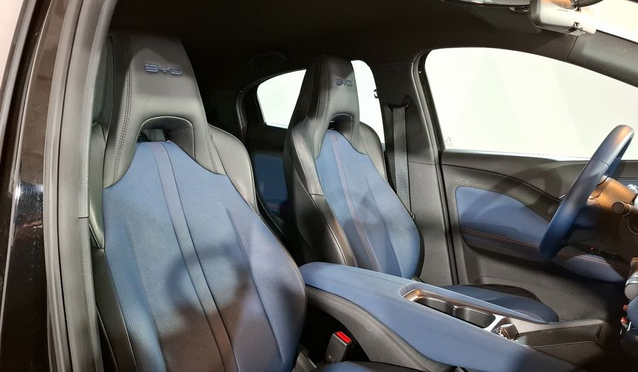 Byd Dolphin Mini BEV 38KWH PLUS AUTO Hatchback 2024