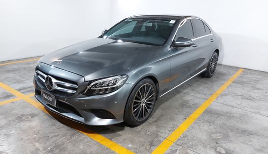 Mercedes Benz • Clase C