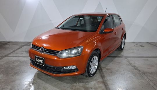 Volkswagen • Polo