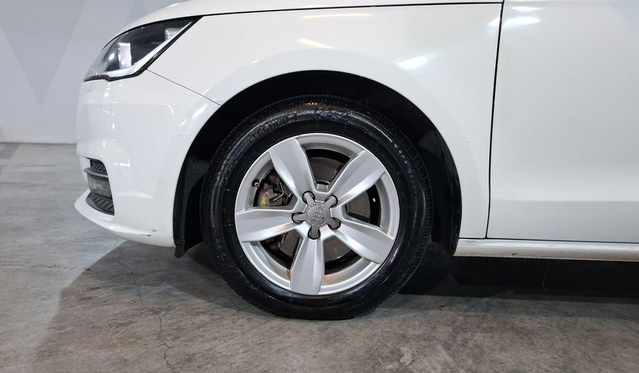 Audi A1 1.4 TFSI COOL S TRONIC Hatchback 2016