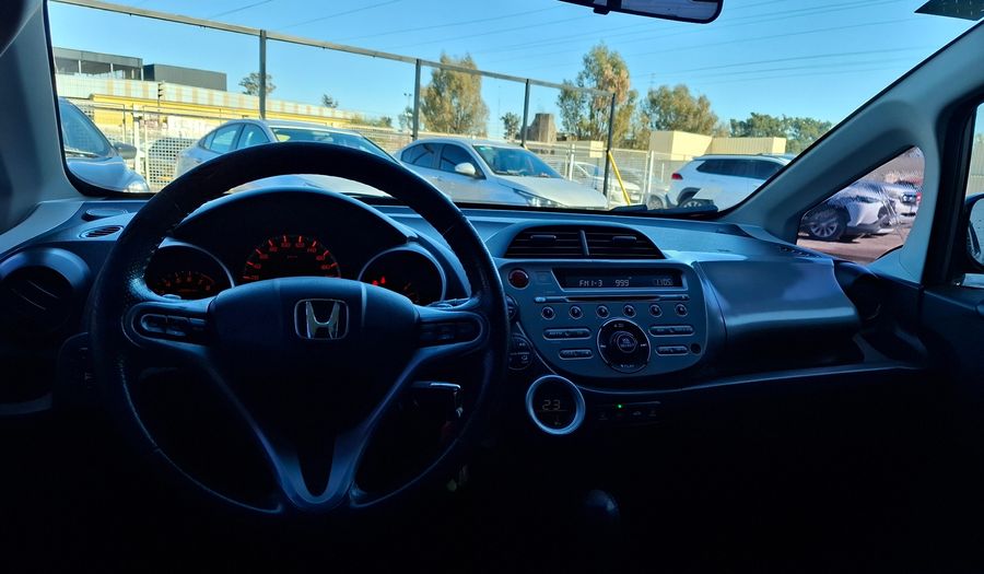 Honda Fit 1.5 EX L CVT Hatchback 2011