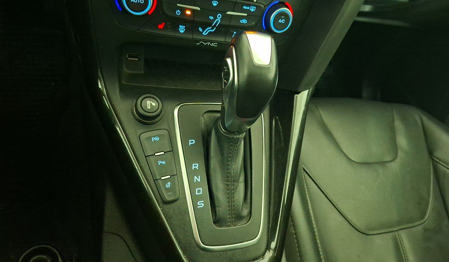 Ford Focus 2.0 TITANIUM POWER SHIFT Hatchback 2019