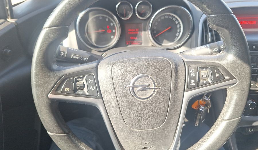 Opel Astra 1.6 TURBO ENJOY AUTO Hatchback 2014