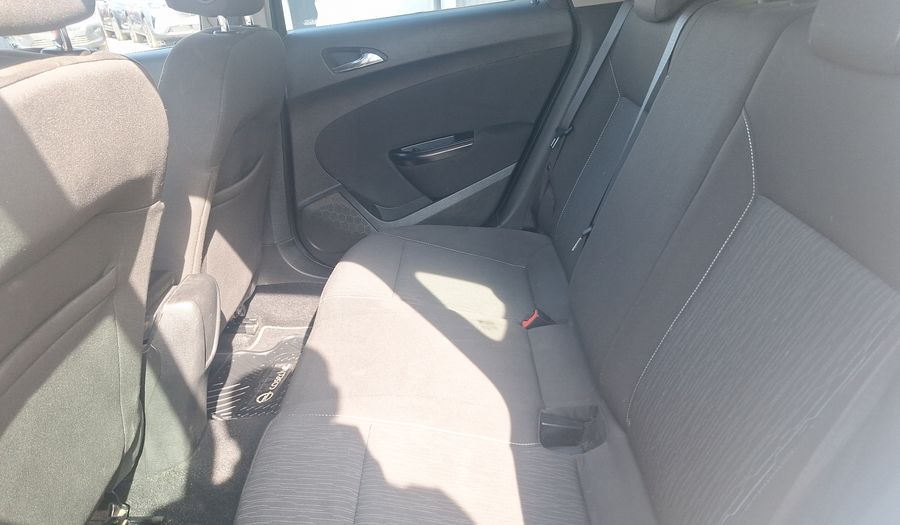 Opel Astra 1.6 TURBO ENJOY AUTO Hatchback 2014