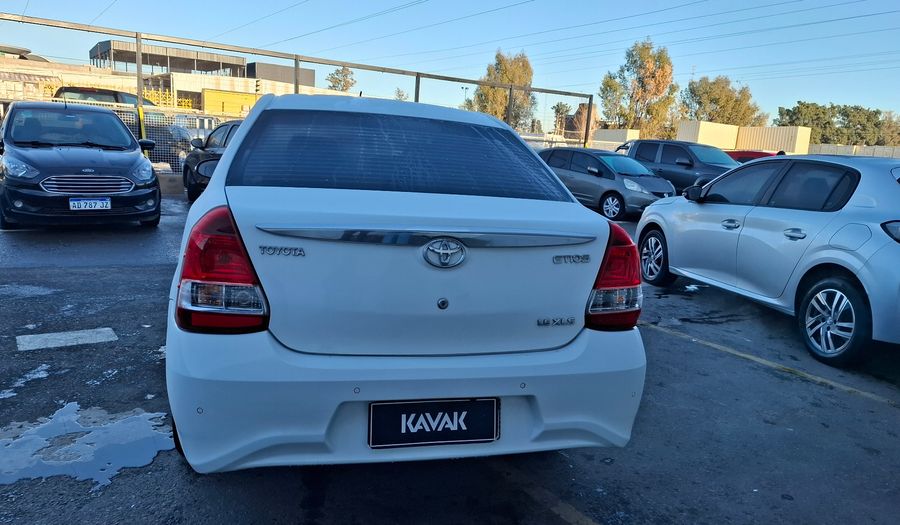 Toyota Etios 1.5 XLS PACK AUTO Sedan 2023