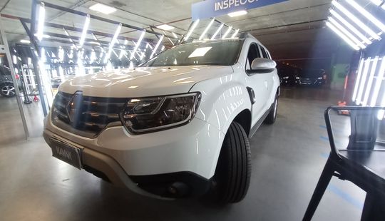 Renault • Duster