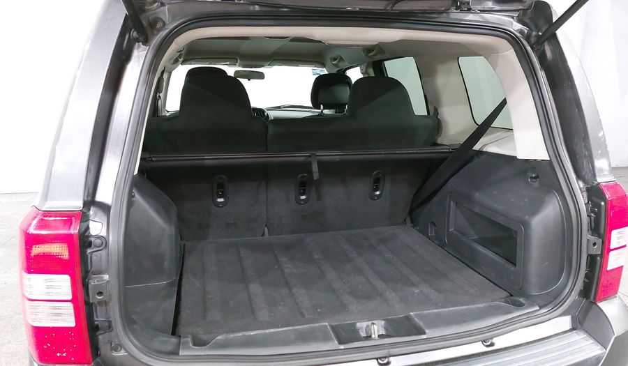 Jeep Patriot 2.4 LATITUDE ATX Suv 2016