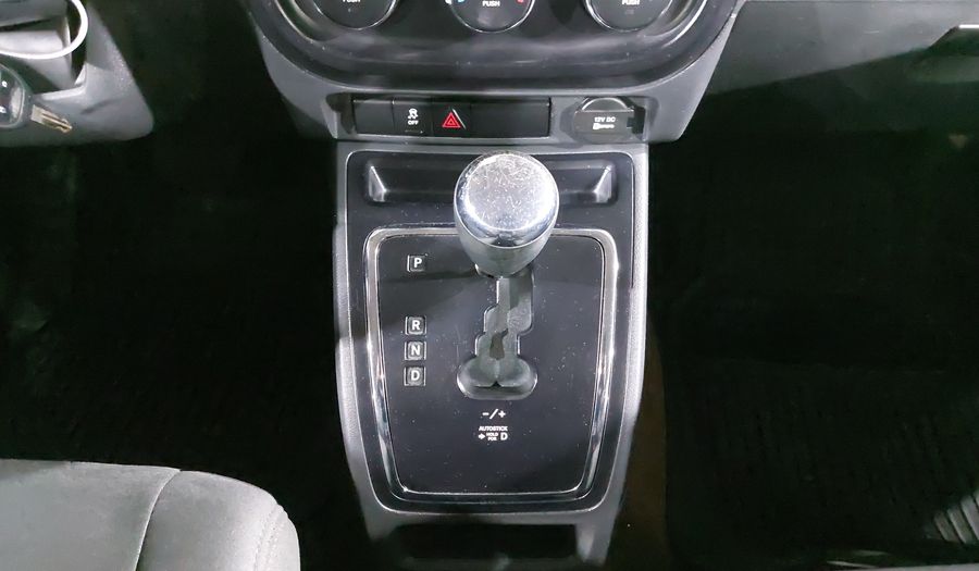 Jeep Patriot 2.4 LATITUDE ATX Suv 2016