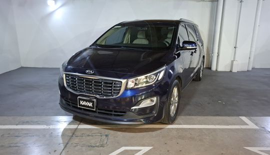 Kia • Sedona