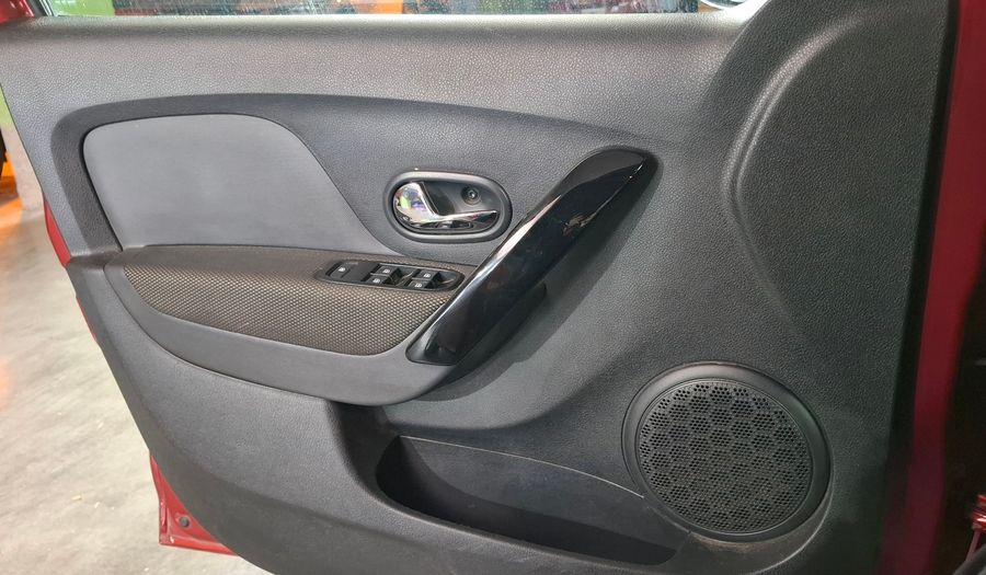 Renault Sandero 1.6 ZEN Hatchback 2021