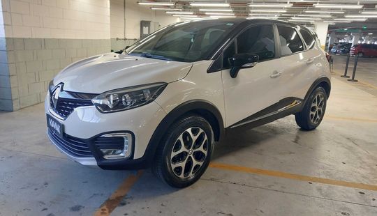 Renault • Captur