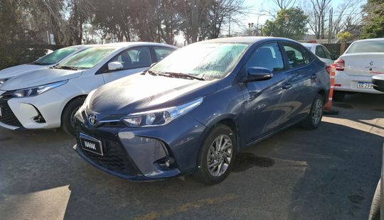 Toyota • Yaris