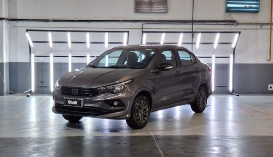 Fiat • Cronos