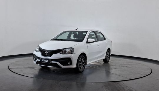 2022 • 66.000 km • Automático