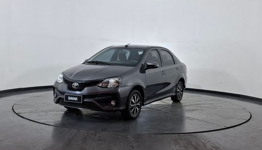 Toyota • Etios