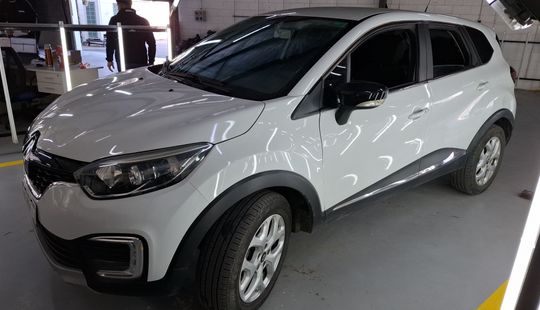 Renault • Captur