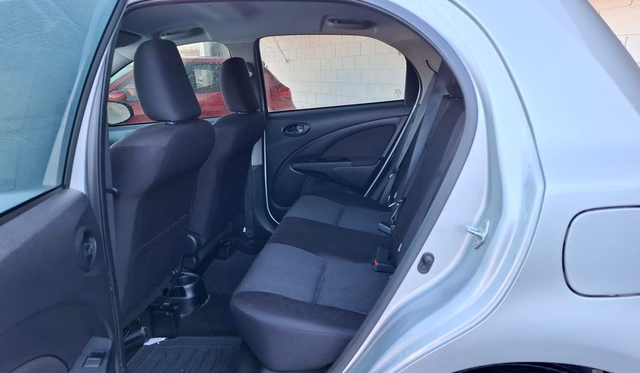 Toyota Etios 1.5 XLS PACK Hatchback 2023