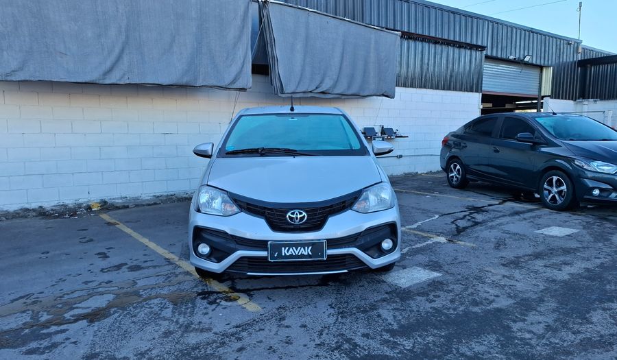 Toyota Etios 1.5 XLS PACK Hatchback 2023