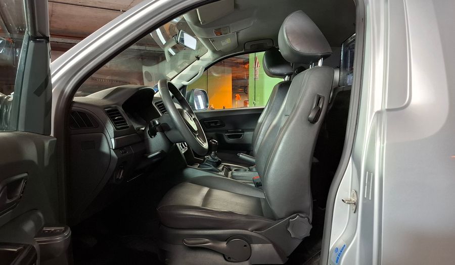 Volkswagen Amarok 2.0 TDI 140 CV TRENDLINE 4X2 MY17 Pickup 2018