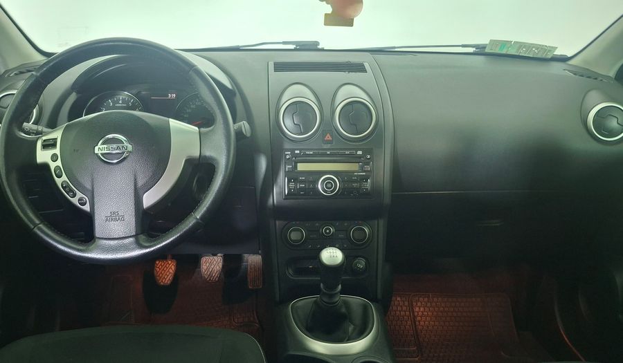 Nissan Qashqai 2.0 Hatchback 2014