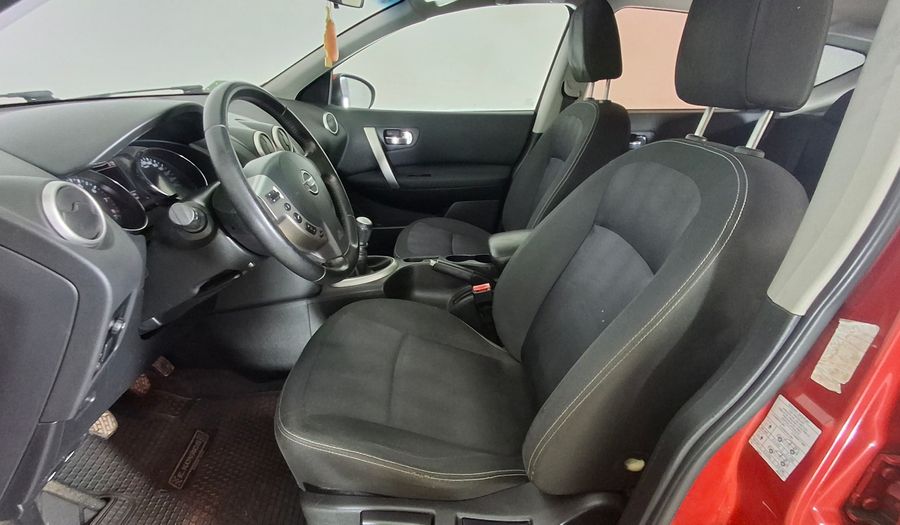 Nissan Qashqai 2.0 Hatchback 2014