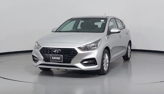 Hyundai • Accent