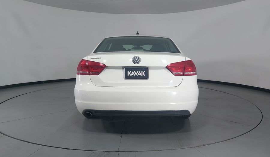 Volkswagen Passat 2.5 COMFORTLINE TIPTRONIC Sedan 2013