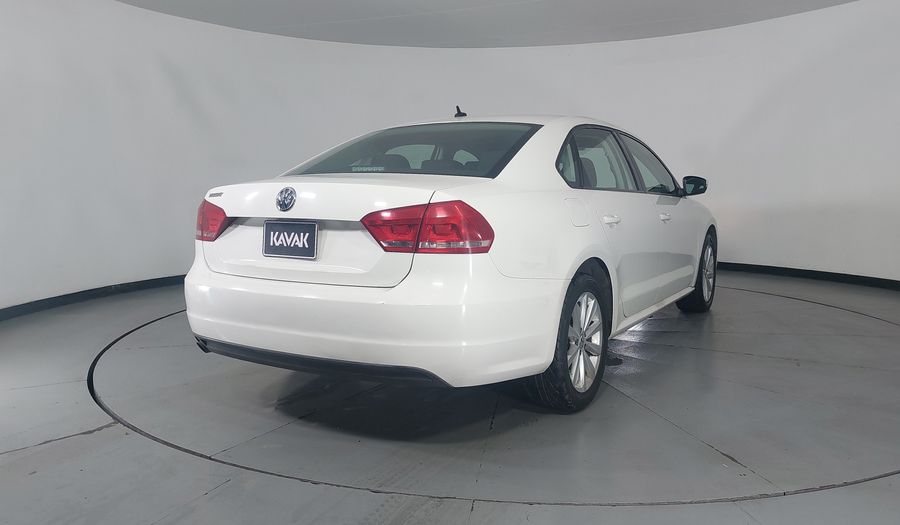Volkswagen Passat 2.5 COMFORTLINE TIPTRONIC Sedan 2013