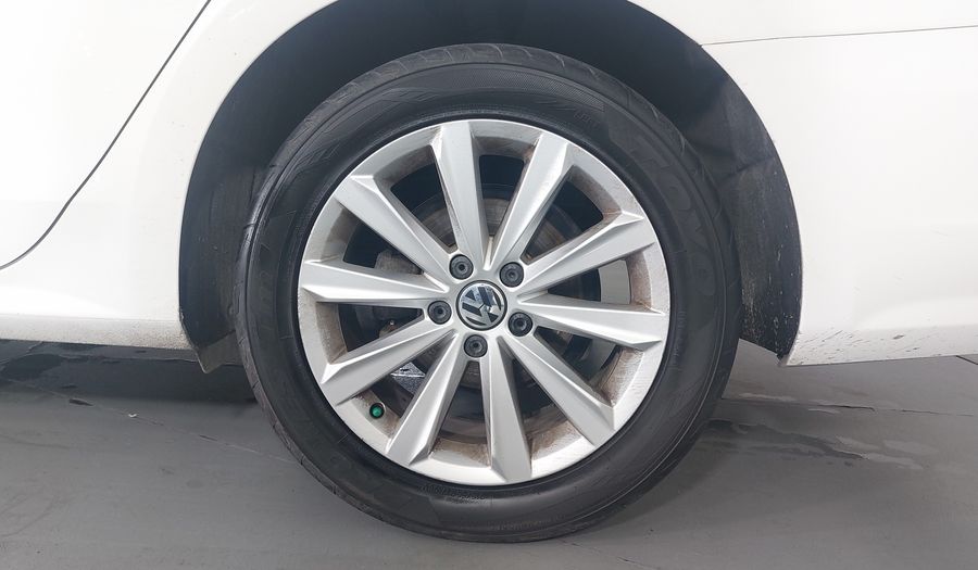 Volkswagen Passat 2.5 COMFORTLINE TIPTRONIC Sedan 2013