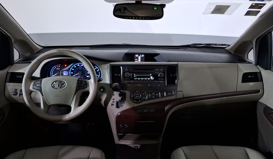 Toyota Sienna 3.5 XLE PIEL AT Minivan 2013