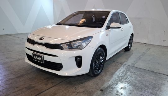 2018 • 98,862 km • Manual