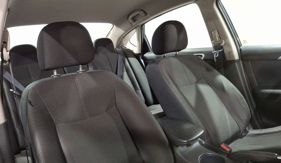 Nissan Sentra 1.8 ADVANCE CVT Sedan 2013