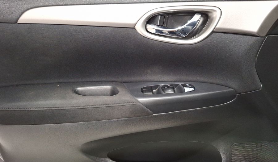 Nissan Sentra 1.8 ADVANCE CVT Sedan 2013