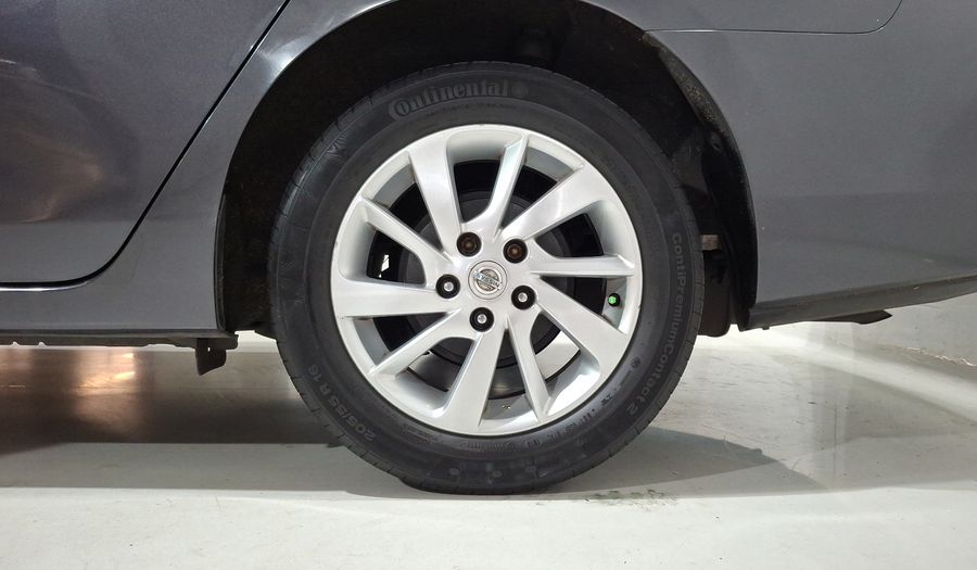 Nissan Sentra 1.8 ADVANCE CVT Sedan 2013