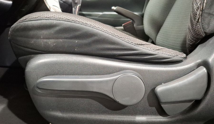 Nissan Sentra 1.8 ADVANCE CVT Sedan 2013