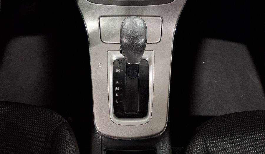 Nissan Sentra 1.8 ADVANCE CVT Sedan 2013