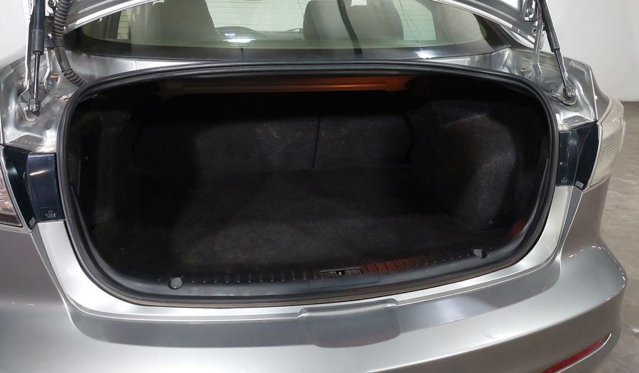 Mazda 3 2.5 SEDAN S TM Sedan 2012