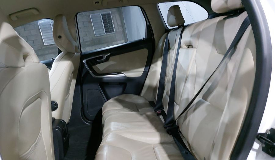 Volvo Xc60 2.0 ADDITION AT Suv 2013