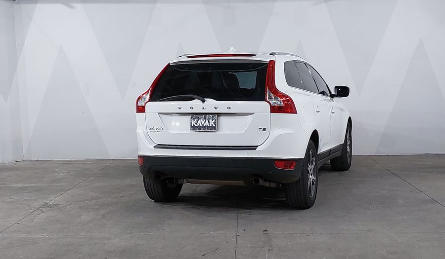Volvo Xc60 2.0 ADDITION AT Suv 2013