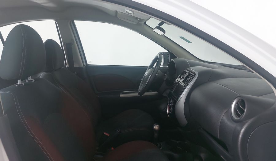 Nissan March 1.6 EXCLUSIVE BI-TONO AUTO Hatchback 2020