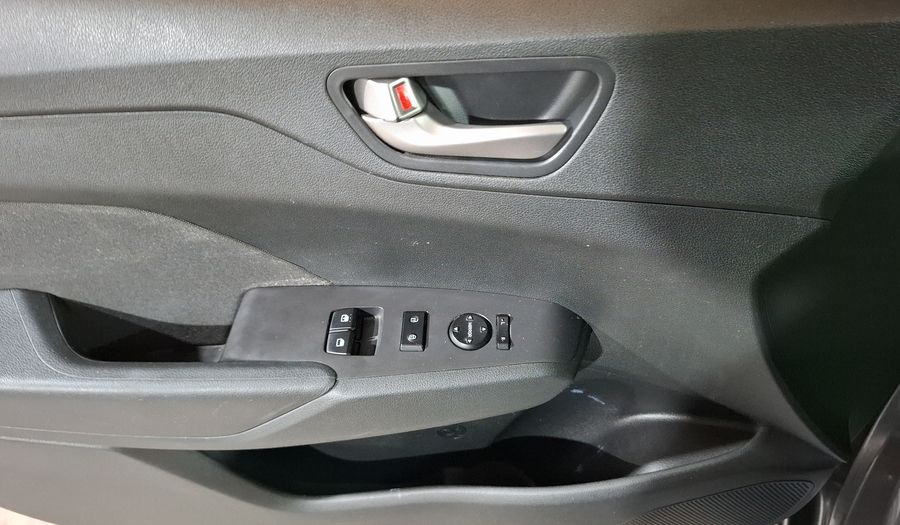 Hyundai Accent 1.6 GL MID Sedan 2018
