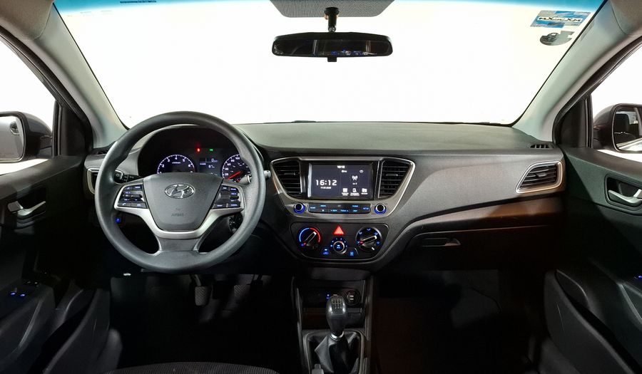 Hyundai Accent 1.6 GL MID Sedan 2018