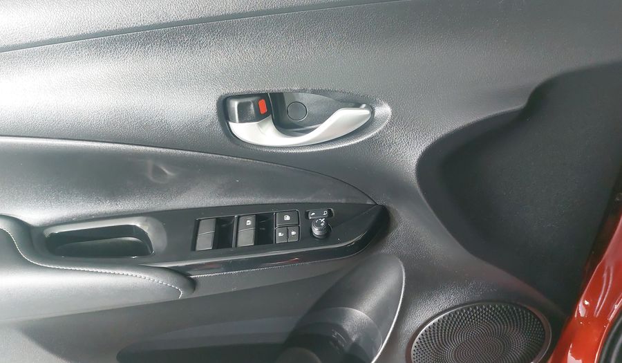 Toyota Yaris 1.5 S CVT Hatchback 2023