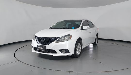 Nissan • Sentra