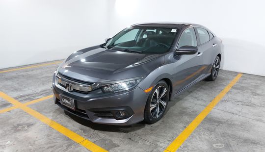 2018 • 107,109 km • Automático