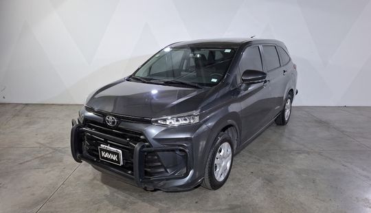 Toyota • Avanza