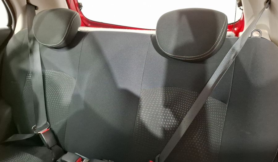Nissan March 1.6 ADVANCE MT Hatchback 2014