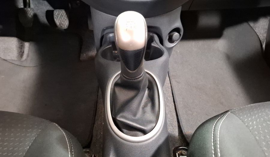 Nissan March 1.6 ADVANCE MT Hatchback 2014