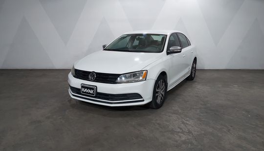 Volkswagen • Jetta